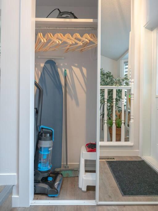 Chic Romantic3bed Patio Wifi Quiet Retreat Parking Holiday home *
