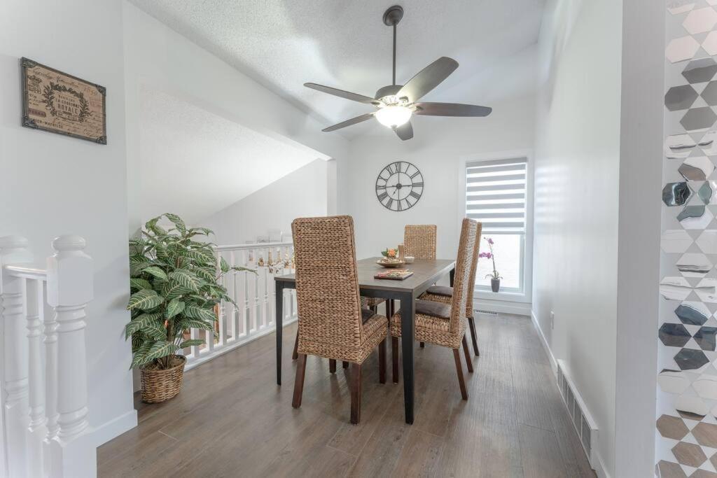 Holiday home Chic Romantic3bed Patio Wifi Quiet Retreat Parking