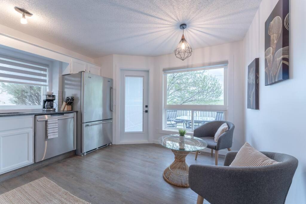 Chic Romantic3bed Patio Wifi Quiet Retreat Parking *