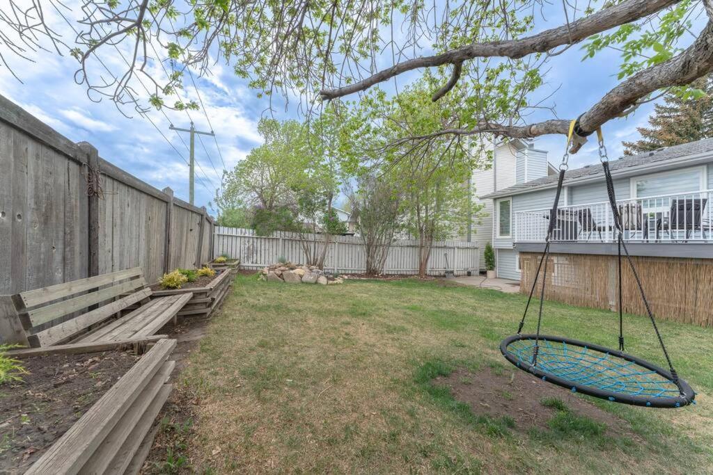 Holiday home Chic Romantic3bed Patio Wifi Quiet Retreat Parking