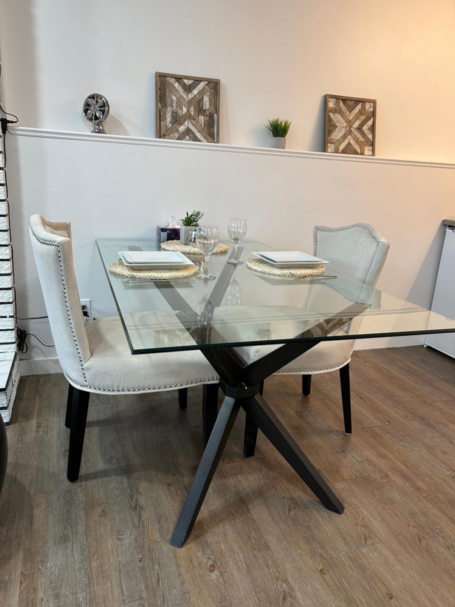 Chic Romantic3bed Patio Wifi Quiet Retreat Parking Holiday home *