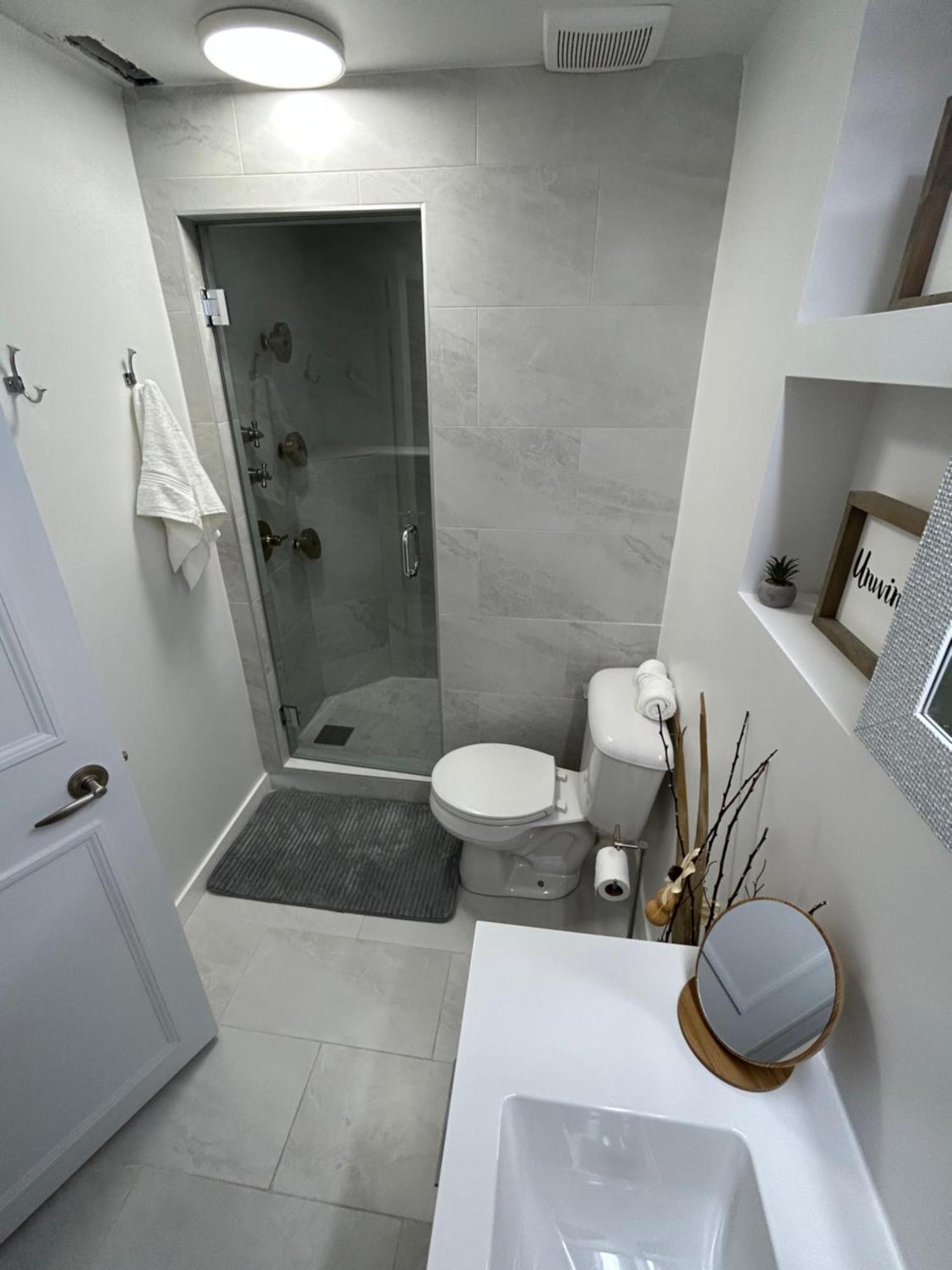 Holiday home Chic Romantic3bed Patio Wifi Quiet Retreat Parking *